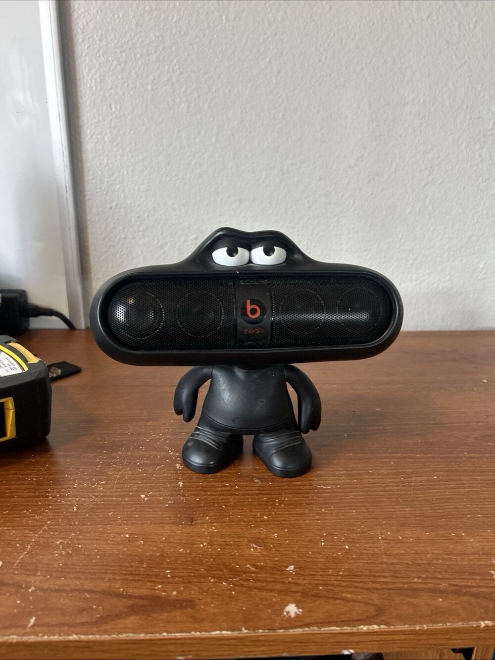 Beats by Dr. Dre Pill+ Portable Speaker System With Dude Stand
